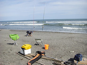 北海道・十勝沿岸は鮭釣りの最盛期スタート！　浦幌・十勝川河口で始めての鮭釣りに挑戦！